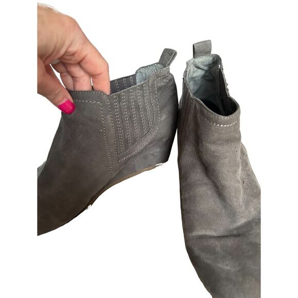 Dolce Vita Womens Boots Gray 8M Bootie 2.5" Wedge Heel Round Toe Suede EUC - Picture 11 of 11